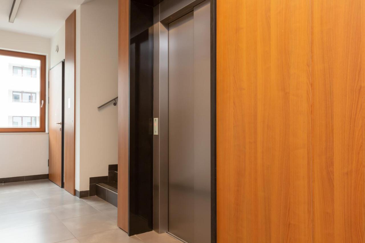 Awangarda Apartment Warsaw Ochota By Renters Prestige Dış mekan fotoğraf
