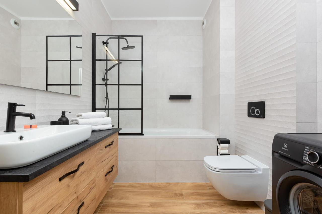 Awangarda Apartment Warsaw Ochota By Renters Prestige Dış mekan fotoğraf